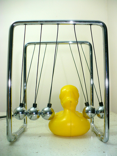 Duck Day 628 (20092010) - Newton's Cradle